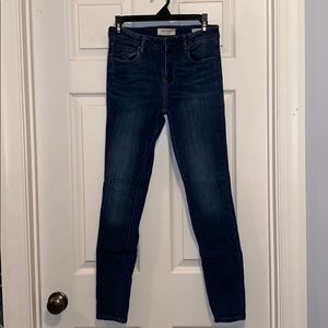 Women’s skinny dark denim jeans mid-rise